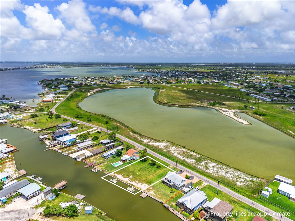 525 Copano Cove Rockport TX 78382
