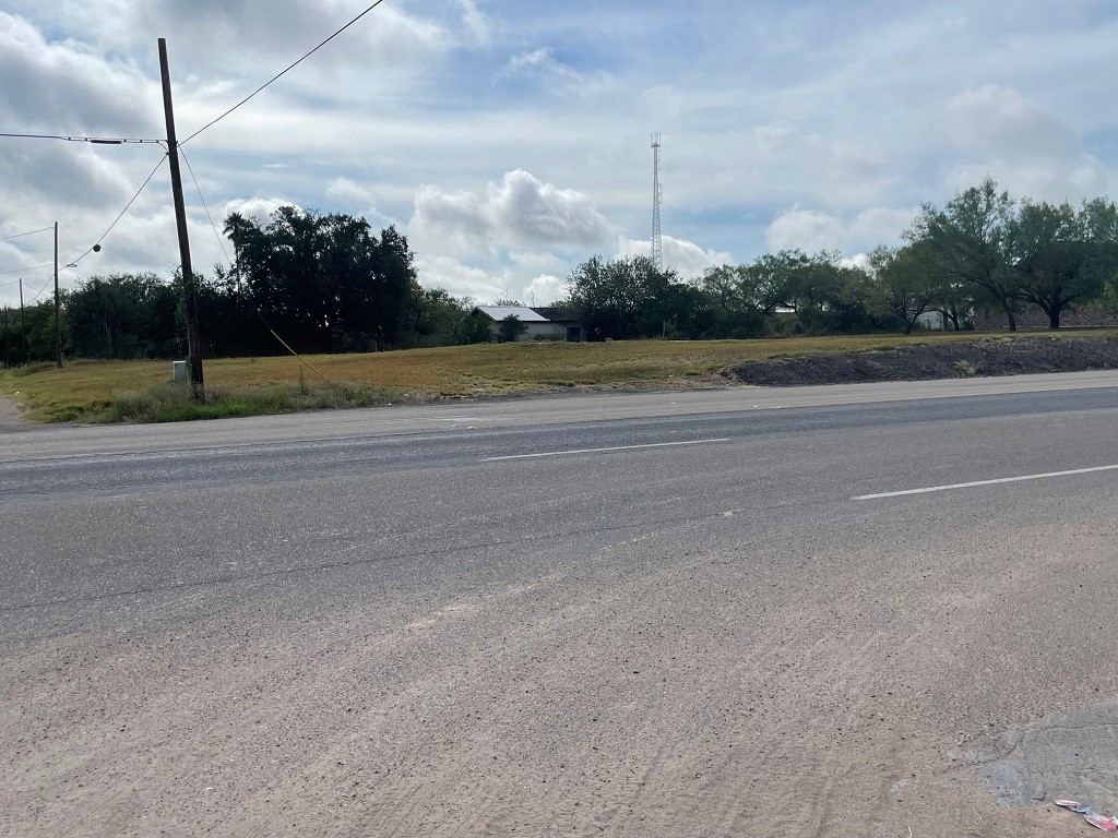 501 S Smith Avenue Hebbronville TX 78361