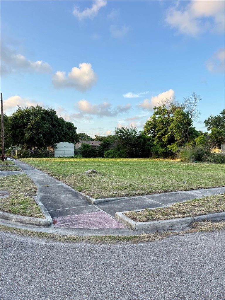 2518 And 2520 Coleman Avenue Corpus Christi TX 78405