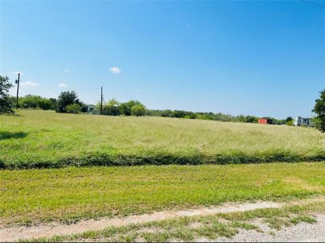310 County Road 310 Orange Grove TX 78372