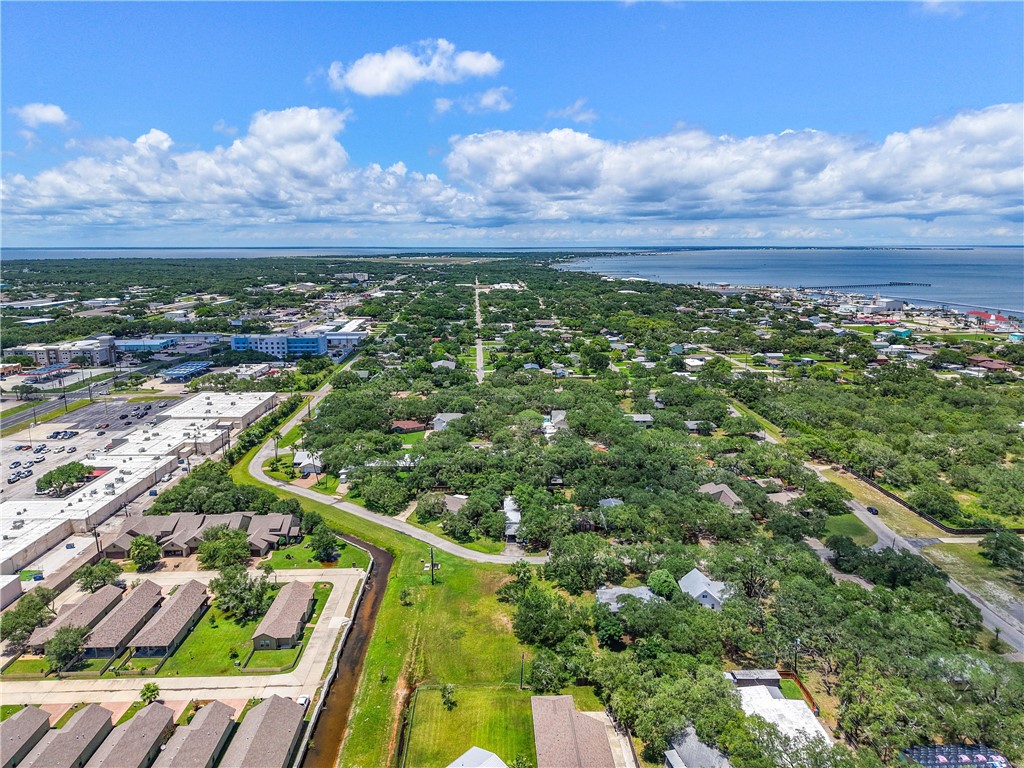 210 Timber Lane Rockport TX 78382