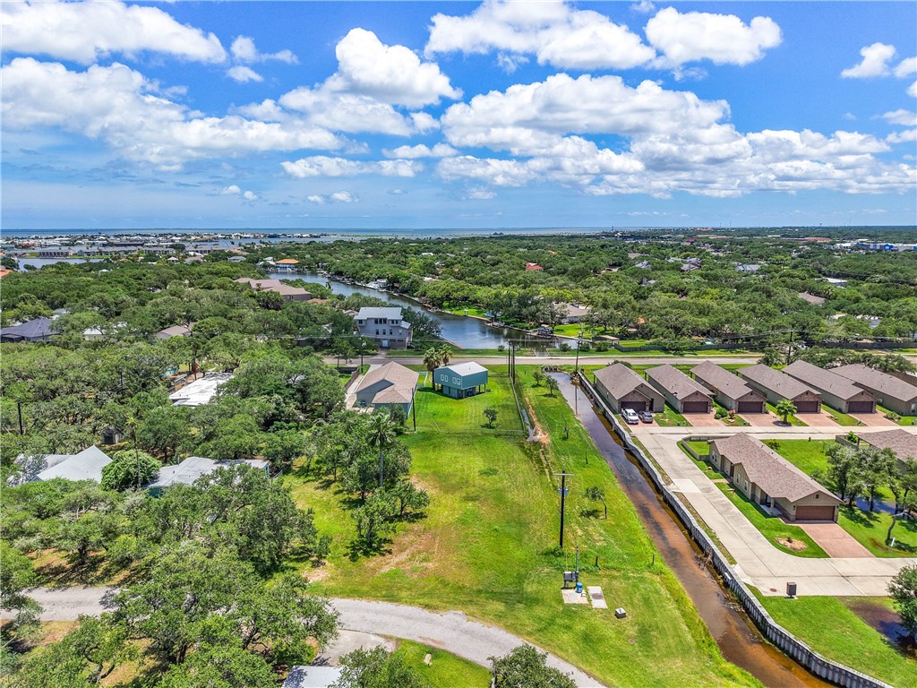 210 Timber Lane Rockport TX 78382