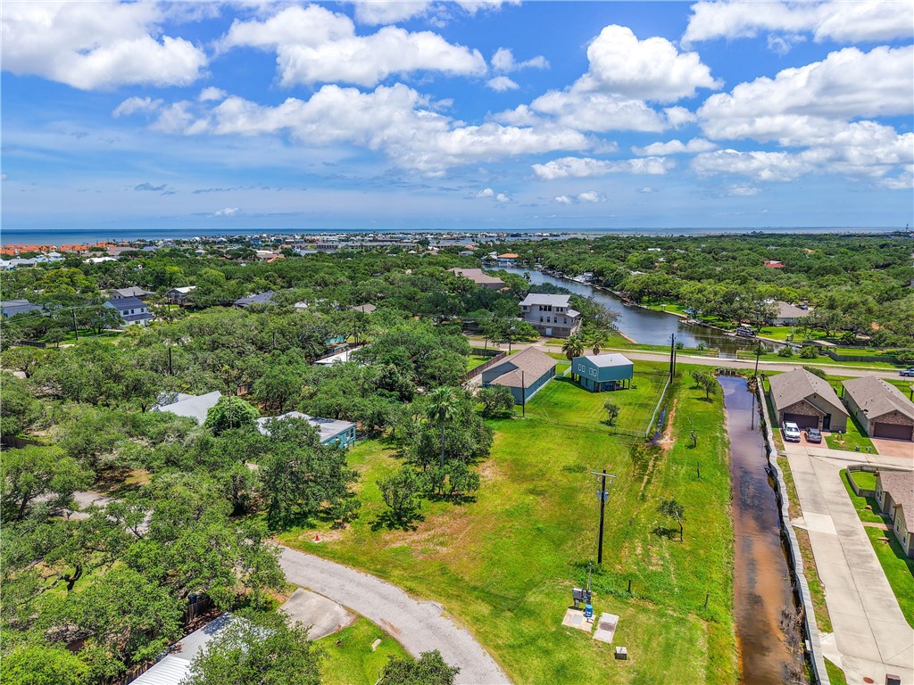 210 Timber Lane Rockport TX 78382