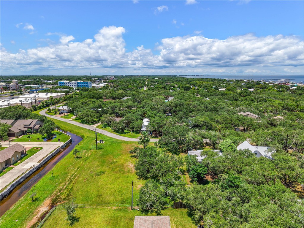 210 Timber Lane Rockport TX 78382