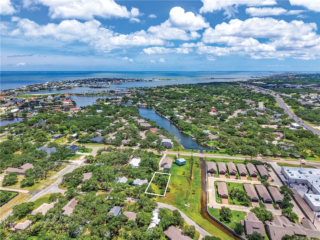 210 Timber Lane Rockport TX 78382