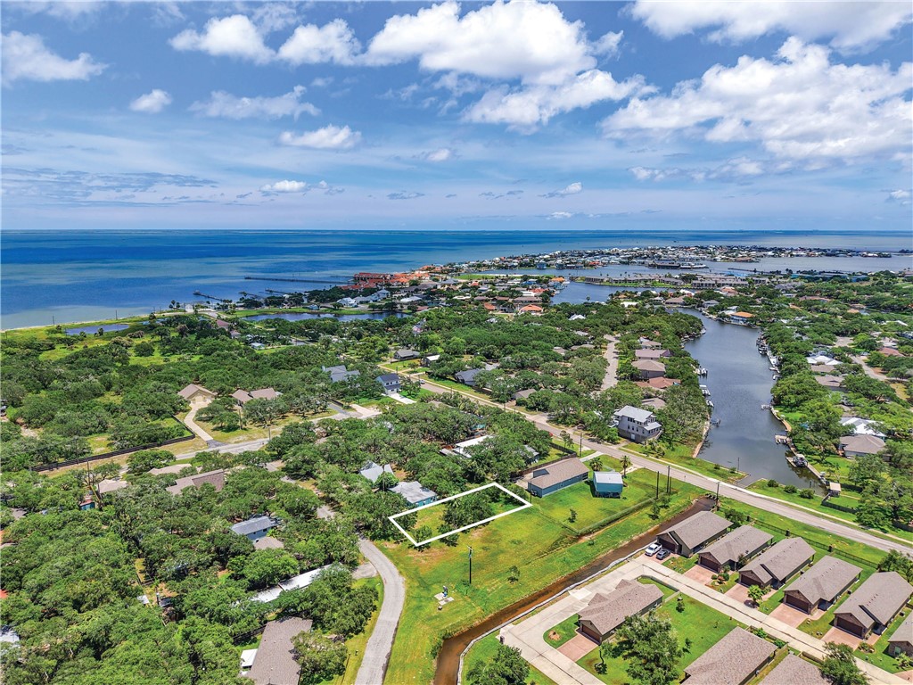 210 Timber Lane Rockport TX 78382