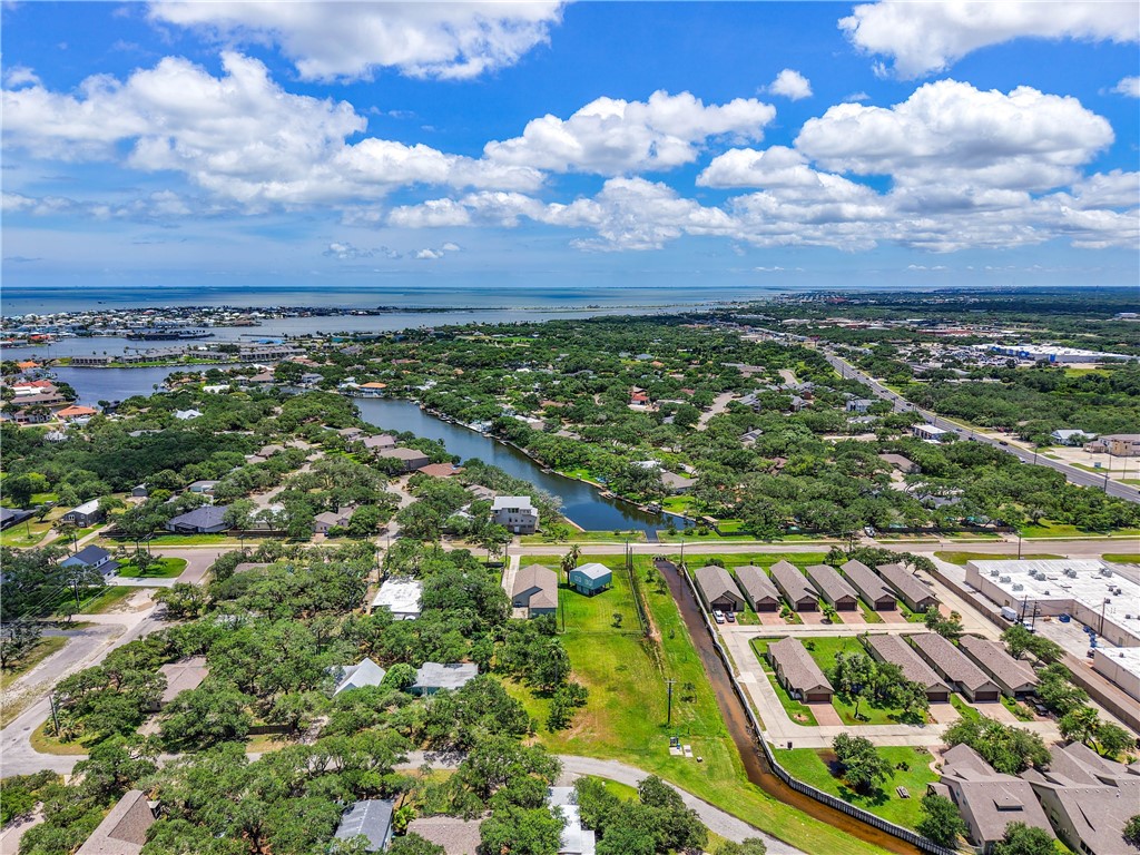 210 Timber Lane Rockport TX 78382