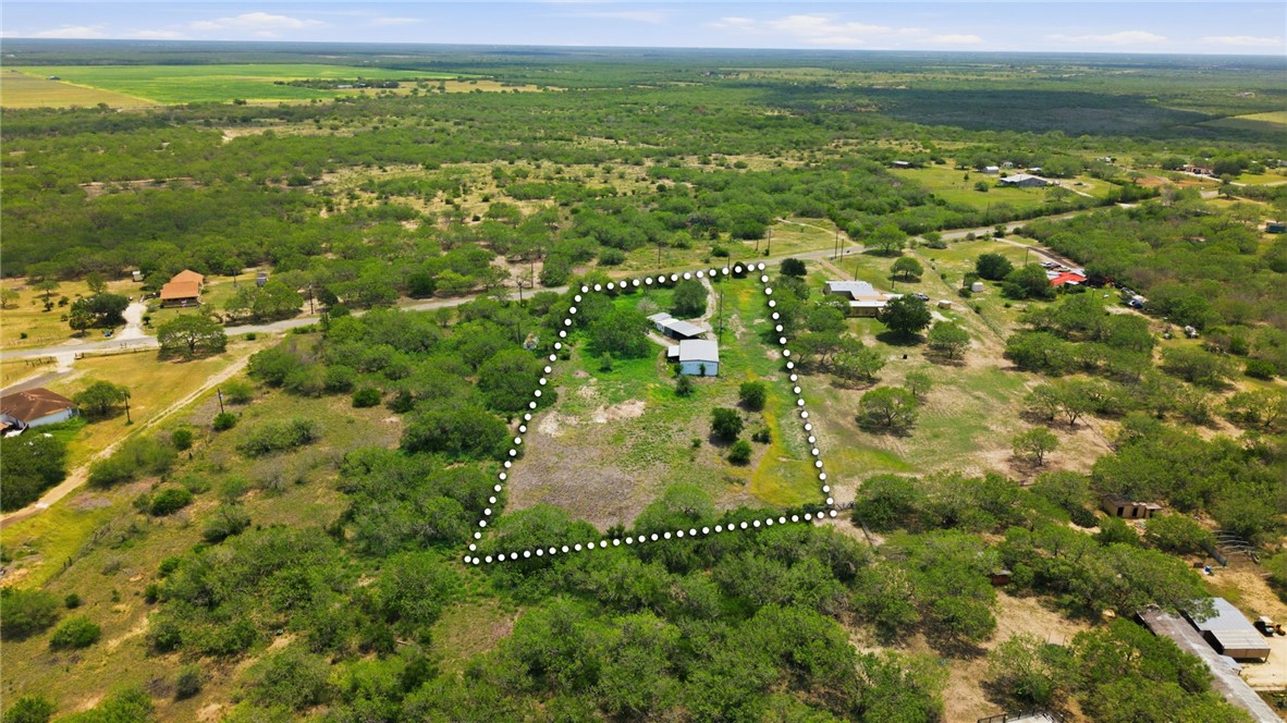 531 County Road 231 Orange Grove TX 78372