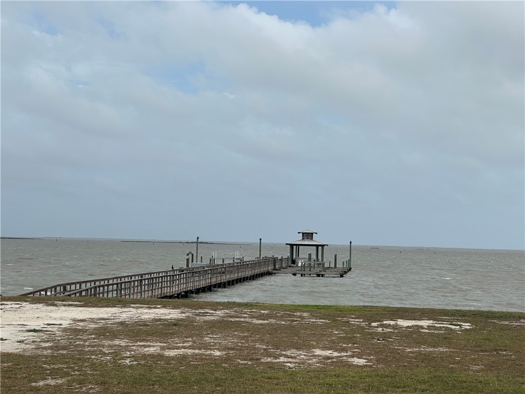 122 Bismarck Lane Rockport TX 78382