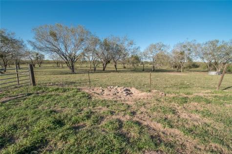 23250 Cr 1038 Mathis TX 78368