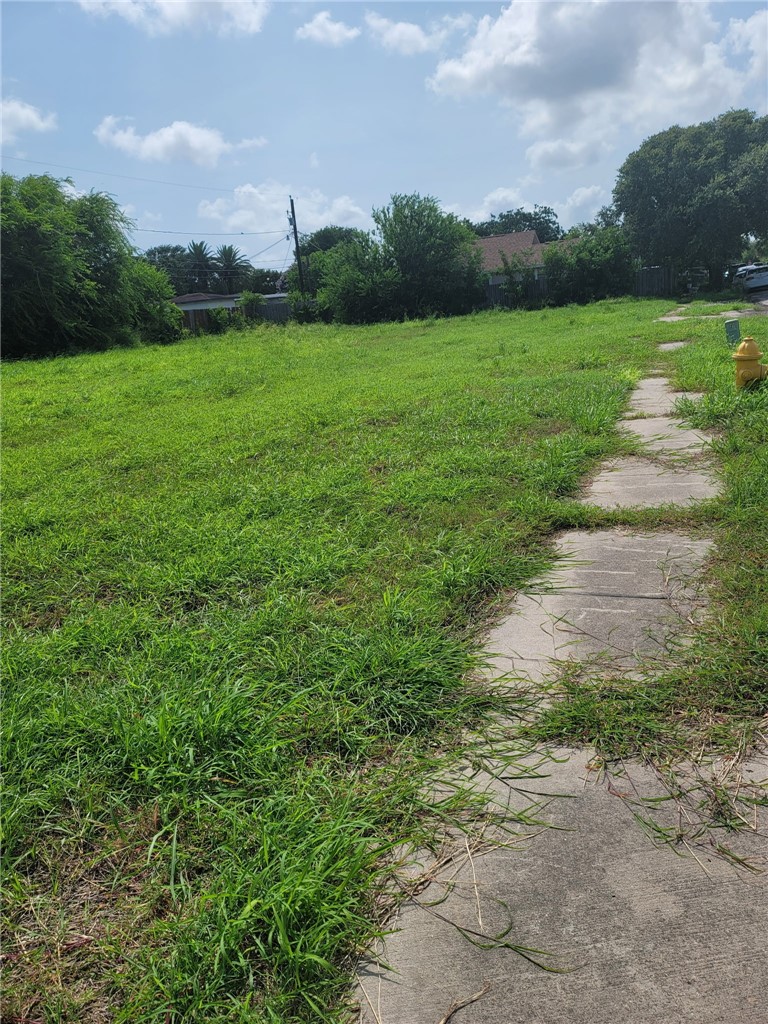 2823 S Port Avenue Corpus Christi TX 78405