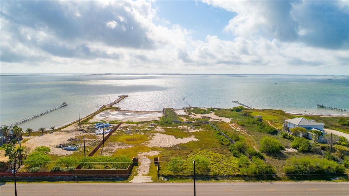 2217 Laguna Shores Corpus Christi TX 78418