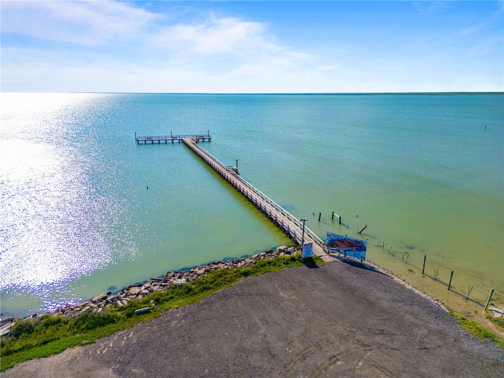 444 Forest Oak Lane Rockport TX 78382