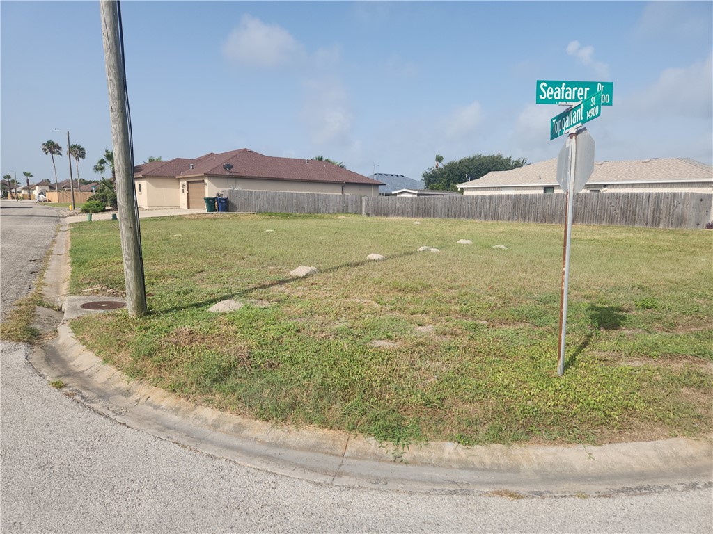 13981 Seafarer Drive Corpus Christi TX 78418