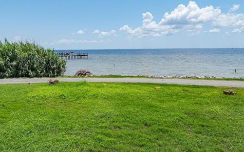 631 Copano Drive Bayside TX 78340