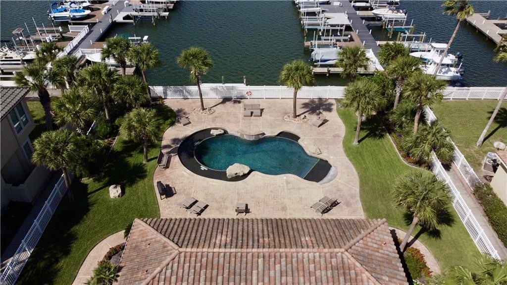 149 La Joya Port Aransas TX 78373