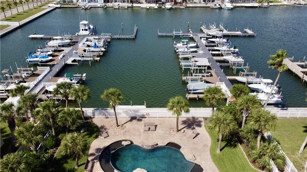 149 La Joya Port Aransas TX 78373