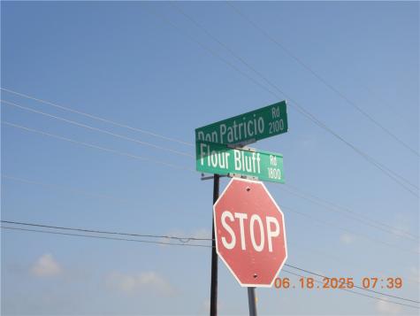1901 Flour Bluff Drive Corpus Christi TX 78418