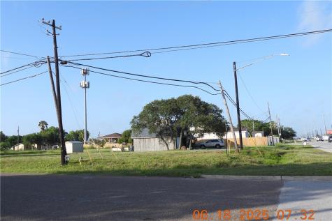 1901 Flour Bluff Drive Corpus Christi TX 78418