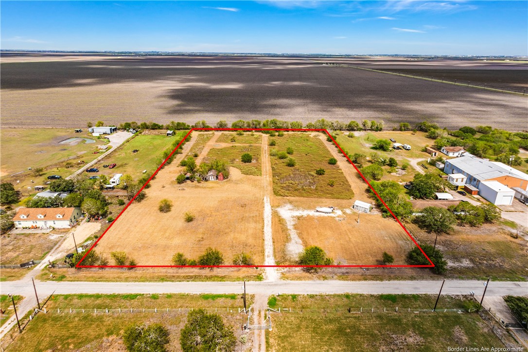 2118 County Road 20b Corpus Christi TX 78415