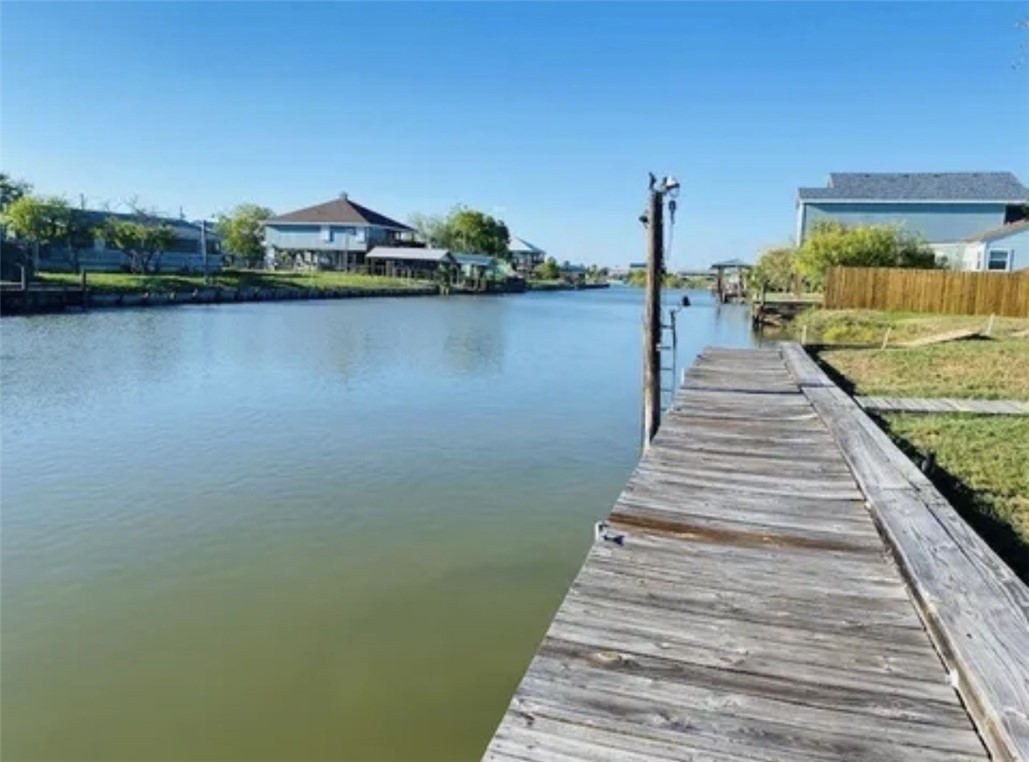 106&108 Lakeview Rockport TX 78382