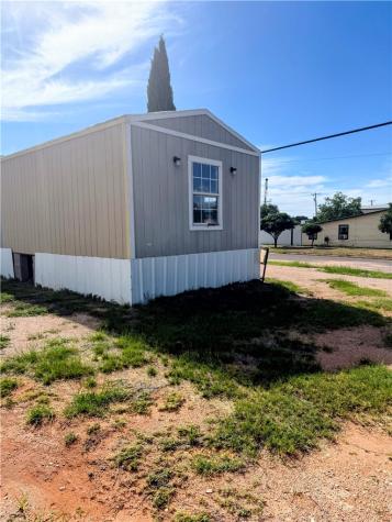 801 SW Ave A Andrews TX 79714