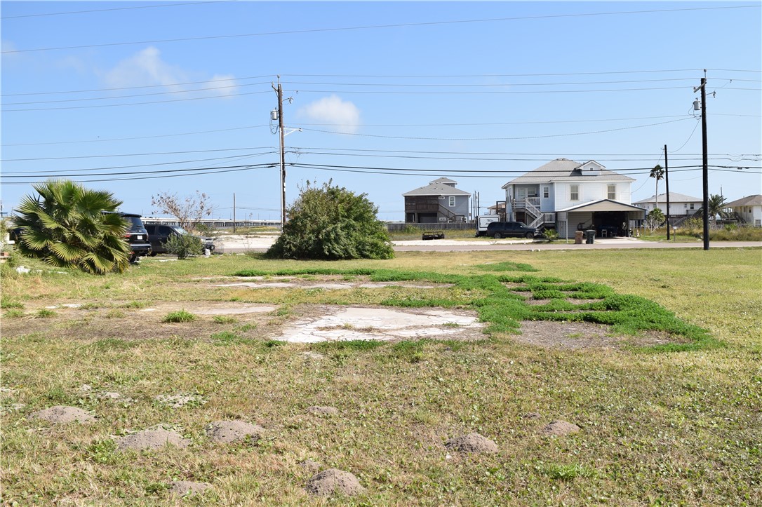 1214 Laguna Shores Corpus Christi TX 78418