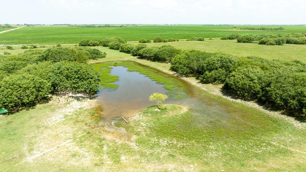 000 Gin Road Bayside TX 78340