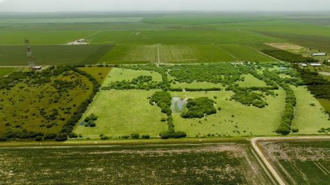000 Gin Road Bayside TX 78340