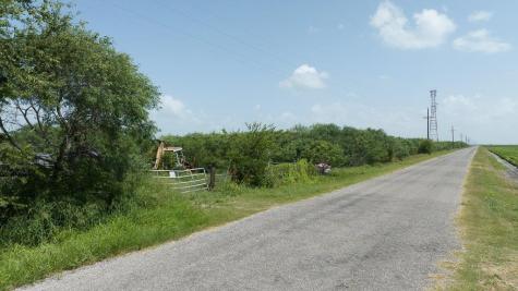 000 Gin Road Bayside TX 78340