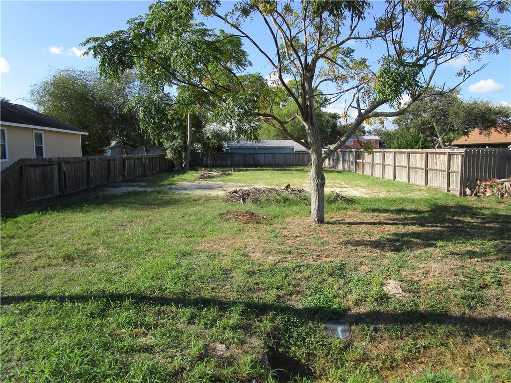 625 June Drive Corpus Christi TX 78418