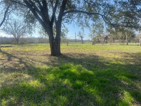 9561 County Road 509 Mathis TX 78368