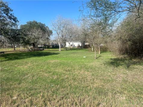 9561 County Road 509 Mathis TX 78368