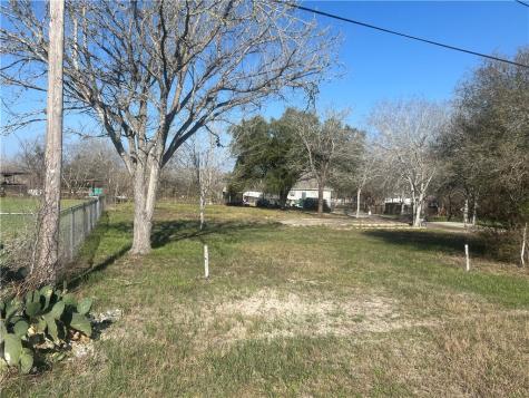 9561 County Road 509 Mathis TX 78368