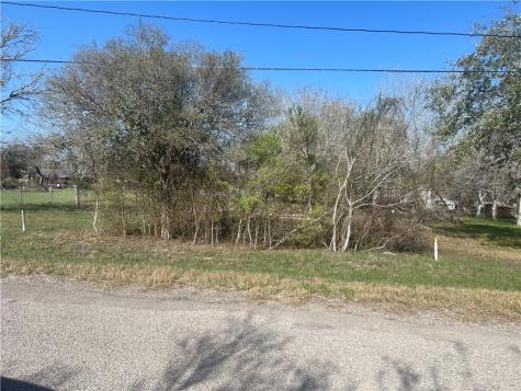 9561 County Road 509 Mathis TX 78368