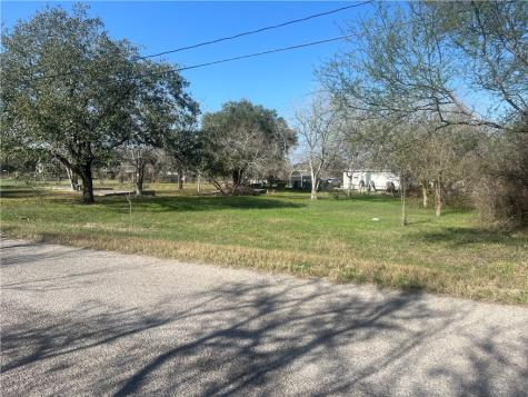 9561 County Road 509 Mathis TX 78368