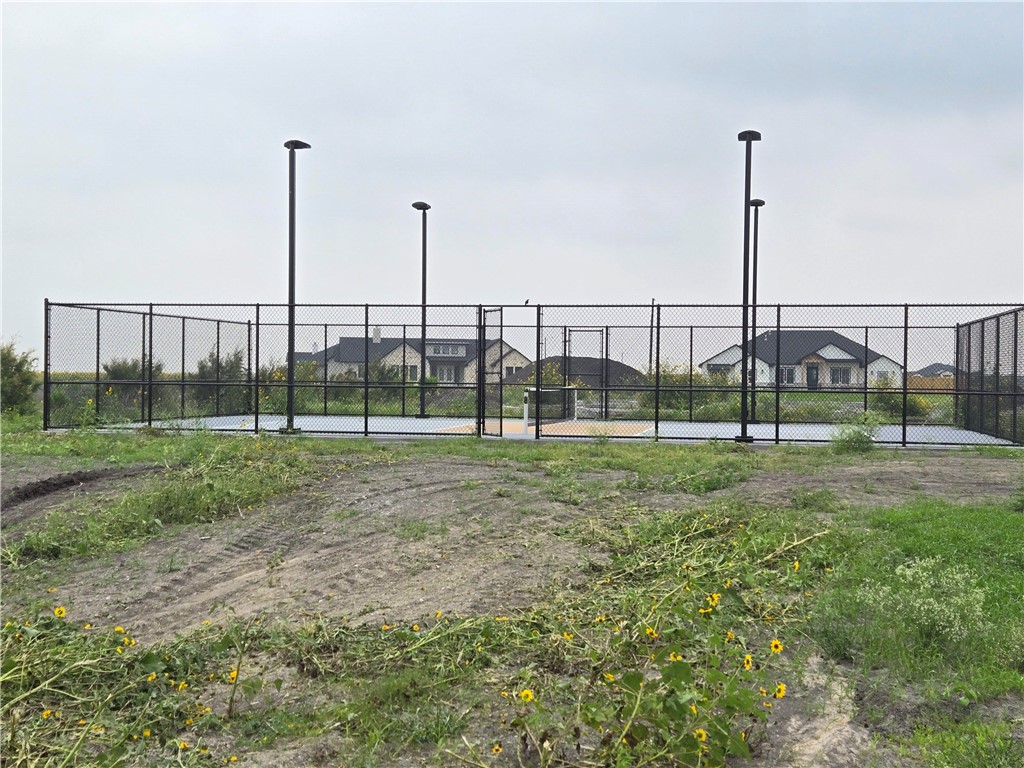 1517 Dancing Elk Drive Corpus Christi TX 78415