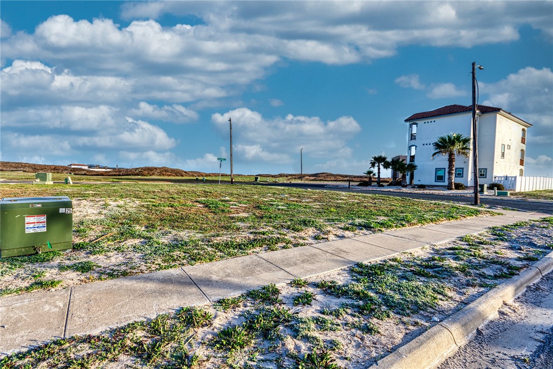 6510 Porto Fino Court Port Aransas TX 78373