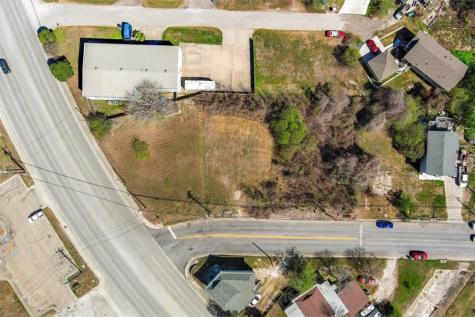 1011 W Broadway Avenue Portland TX 78374