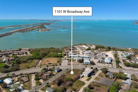 1011 W Broadway Avenue Portland TX 78374
