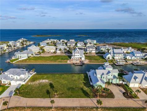 1029 Fiji Drive Rockport TX 78382