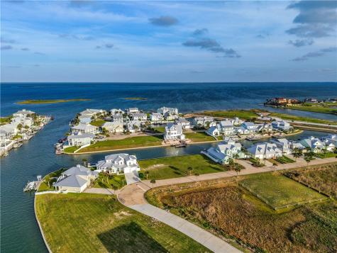 1029 Fiji Drive Rockport TX 78382