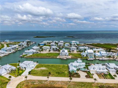 1029 Fiji Drive Rockport TX 78382