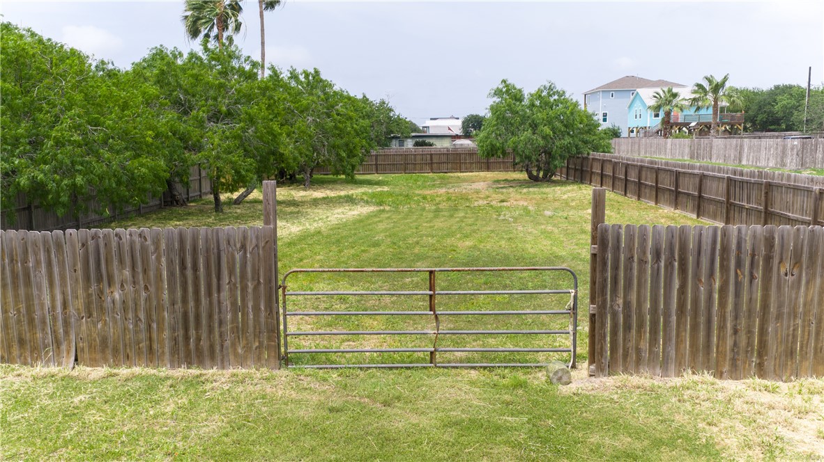 4122 & 4126 Summit Drive Corpus Christi TX 78418