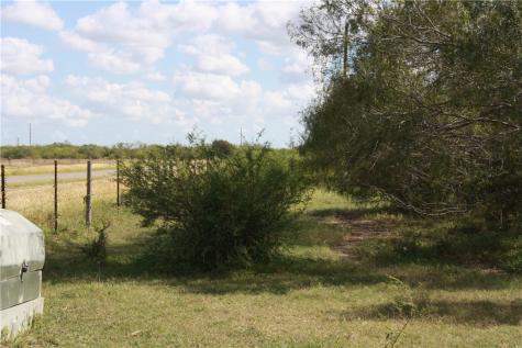 2 Cr 1144 2 Sinton TX 78387