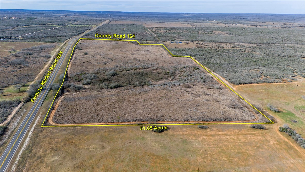 124 County Road 164 George West TX 78022