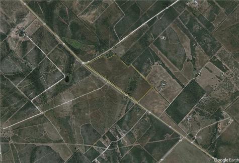 124 County Road 164 George West TX 78022
