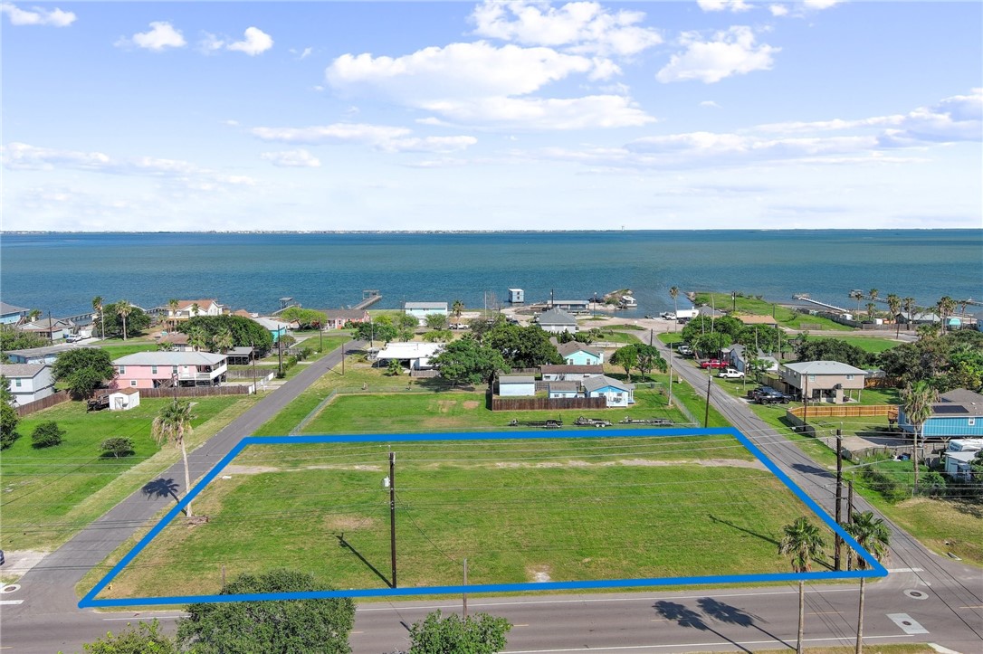 3621 Laguna Shores Corpus Christi TX 78418
