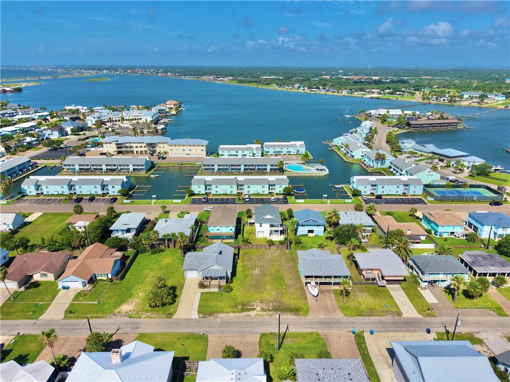 20 Nassau Drive Rockport TX 78382