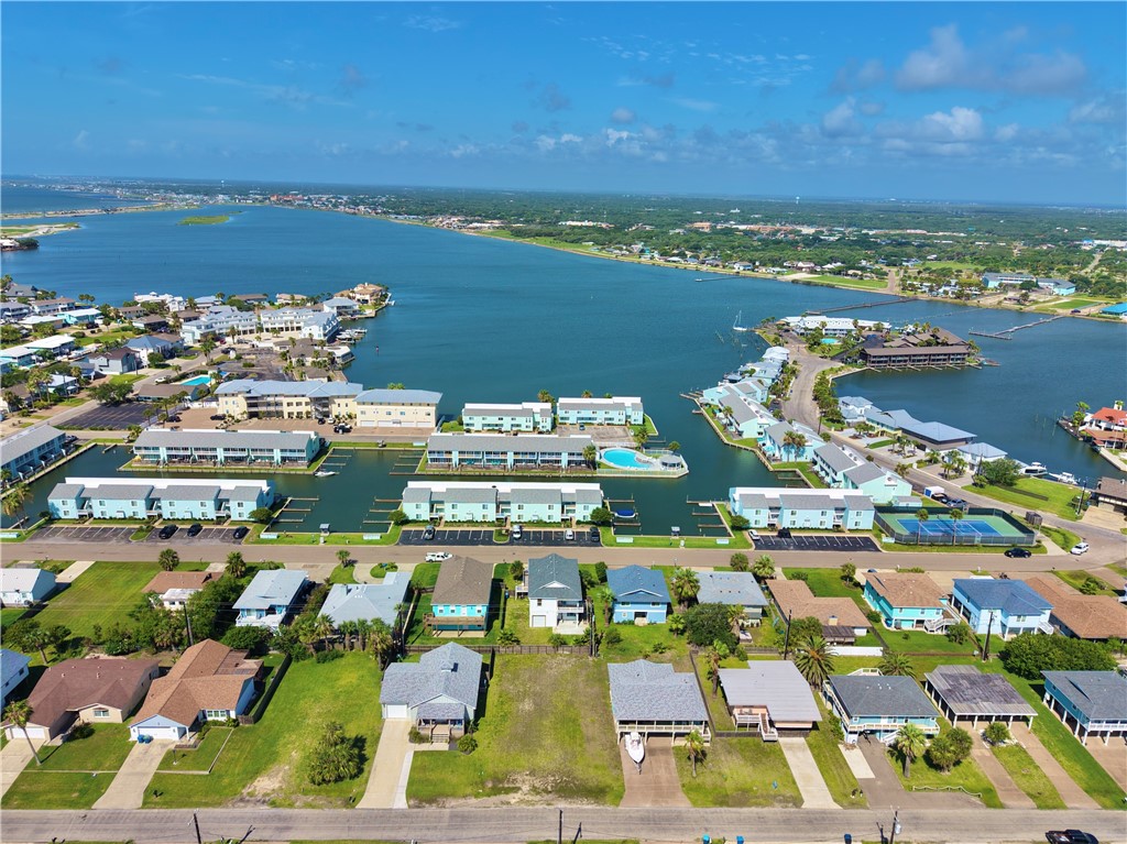 20 Nassau Drive Rockport TX 78382